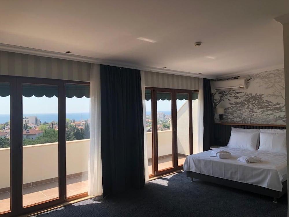 Double Royal Hotel Kocaeli Ngoại thất bức ảnh