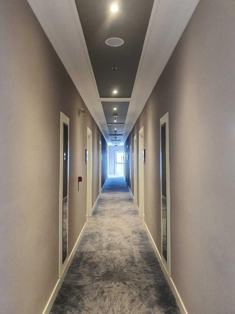 Double Royal Hotel Kocaeli Ngoại thất bức ảnh